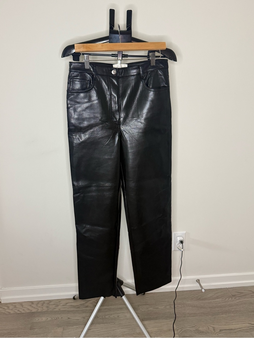 Aritzia Wilfred The Melina Faux Leather Straight Leg Pants Black Size 10 - Picture 2 of 7